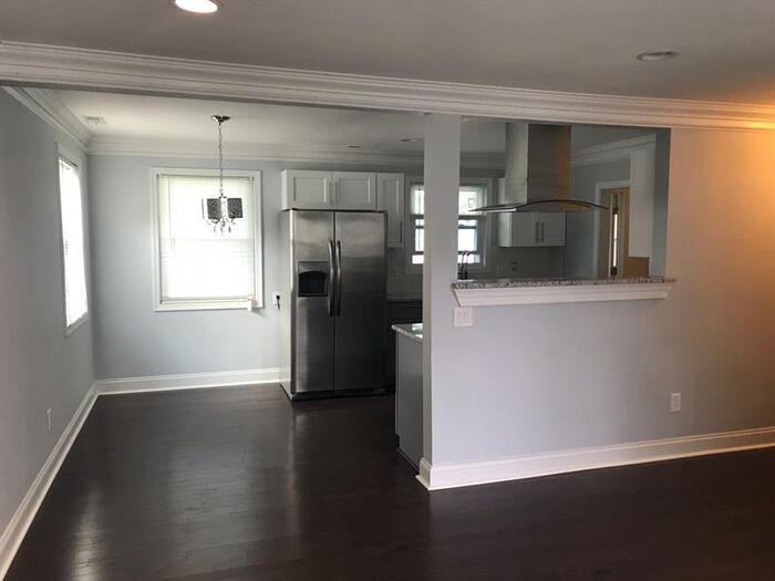 404 7th Ave Ne - Photo 3 of 8