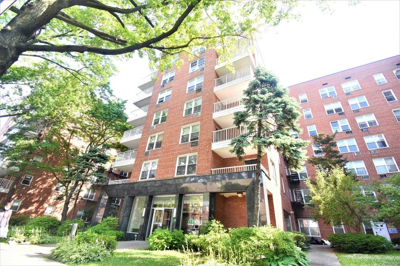 4265 Kissena Blvd 106, New York, NY 11355 1 Bedroom Apartment for Rent
