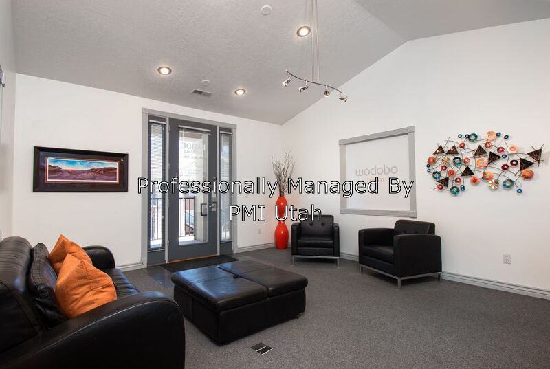 1431 S 550 E - Photo 2 of 10