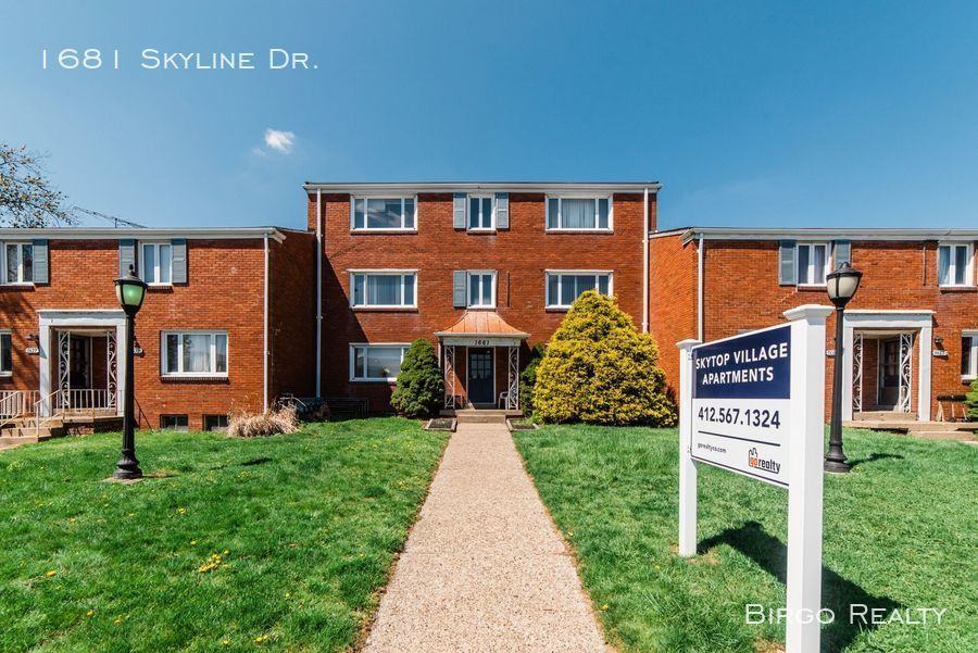 1681 Skyline Dr - Photo 3 of 15