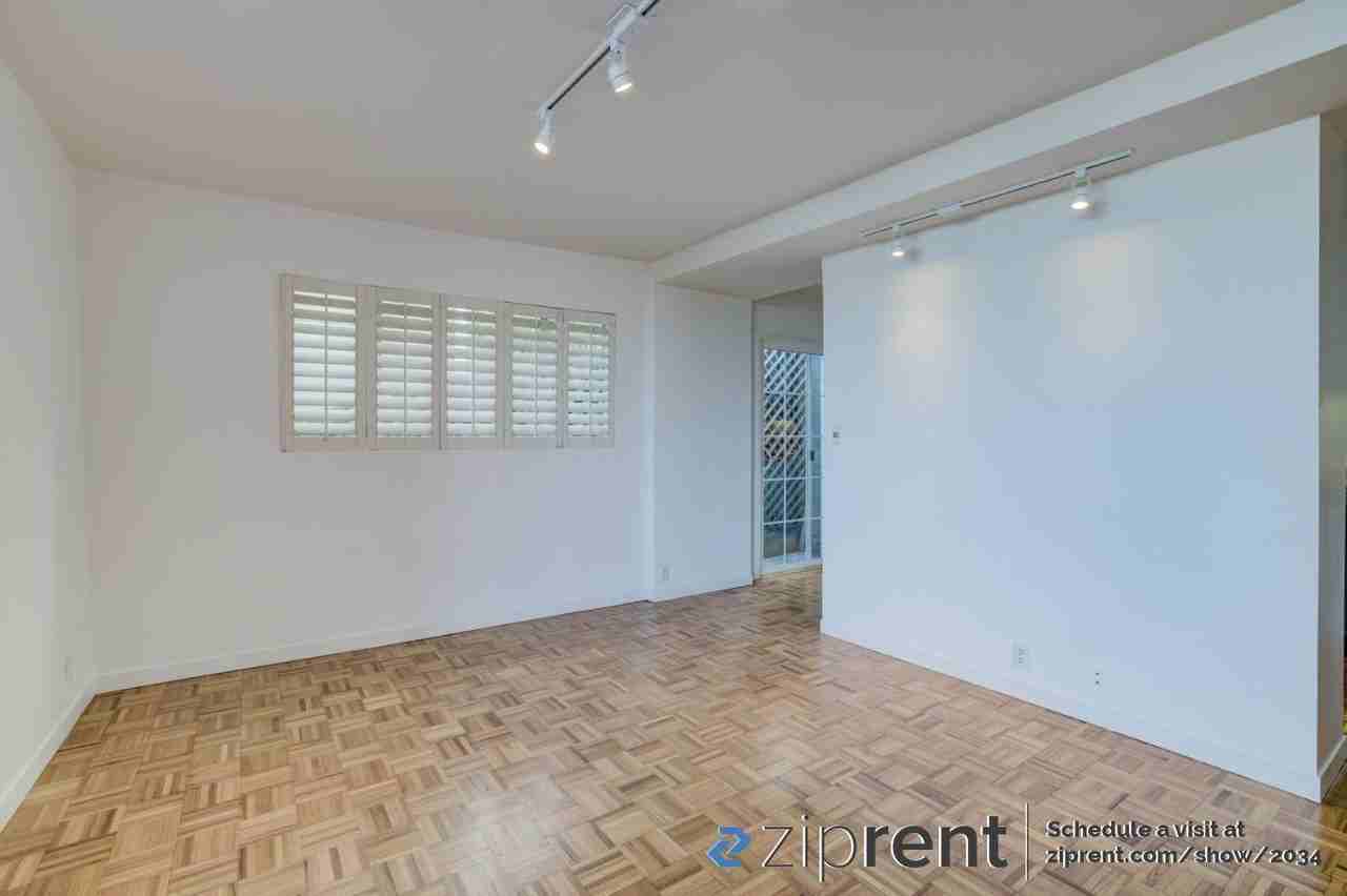 58 Fountain St - Photo 3 of 16