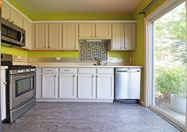 1227 N Village Dr - Photo 2 of 25