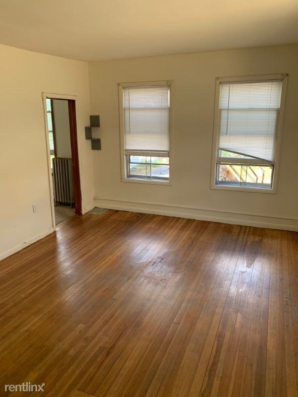 1562 Rugby Rd 2 - Photo 2 of 6