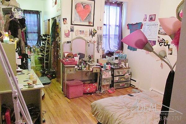 207 Franklin Ave - Photo 3 of 5