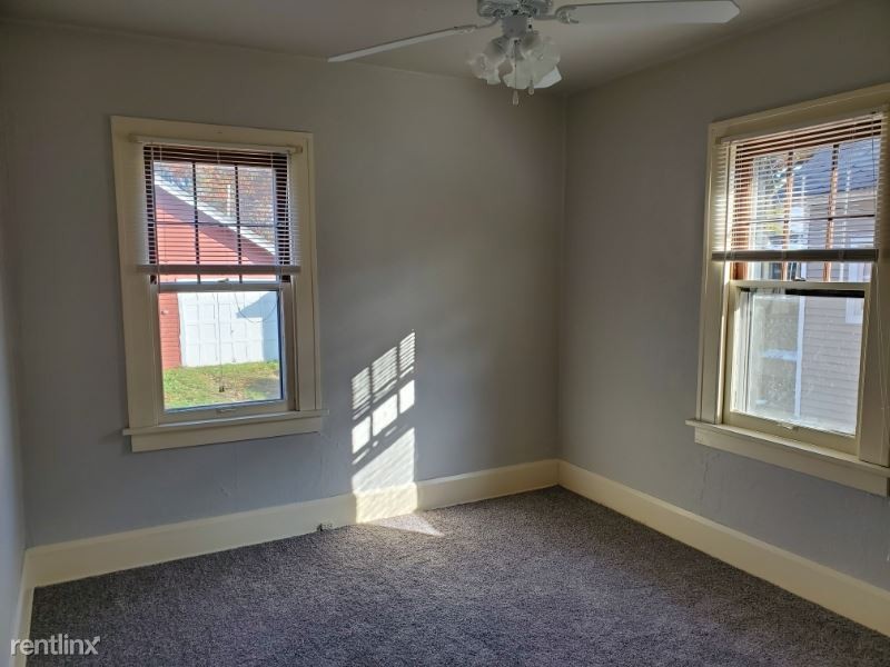 126 Clifford Ave - Photo 3 of 20