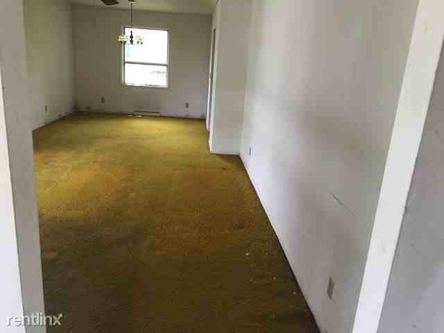 400 S Pine St A - Photo 2 of 12