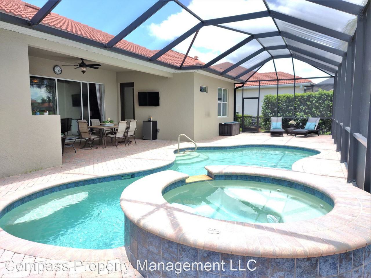 127 Valenza Loop - Photo 2 of 50