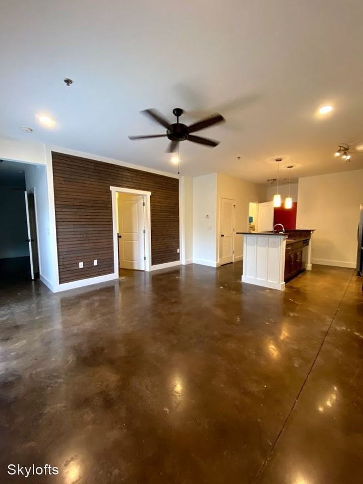 300 S. Skyloft Drive - Photo 3 of 9