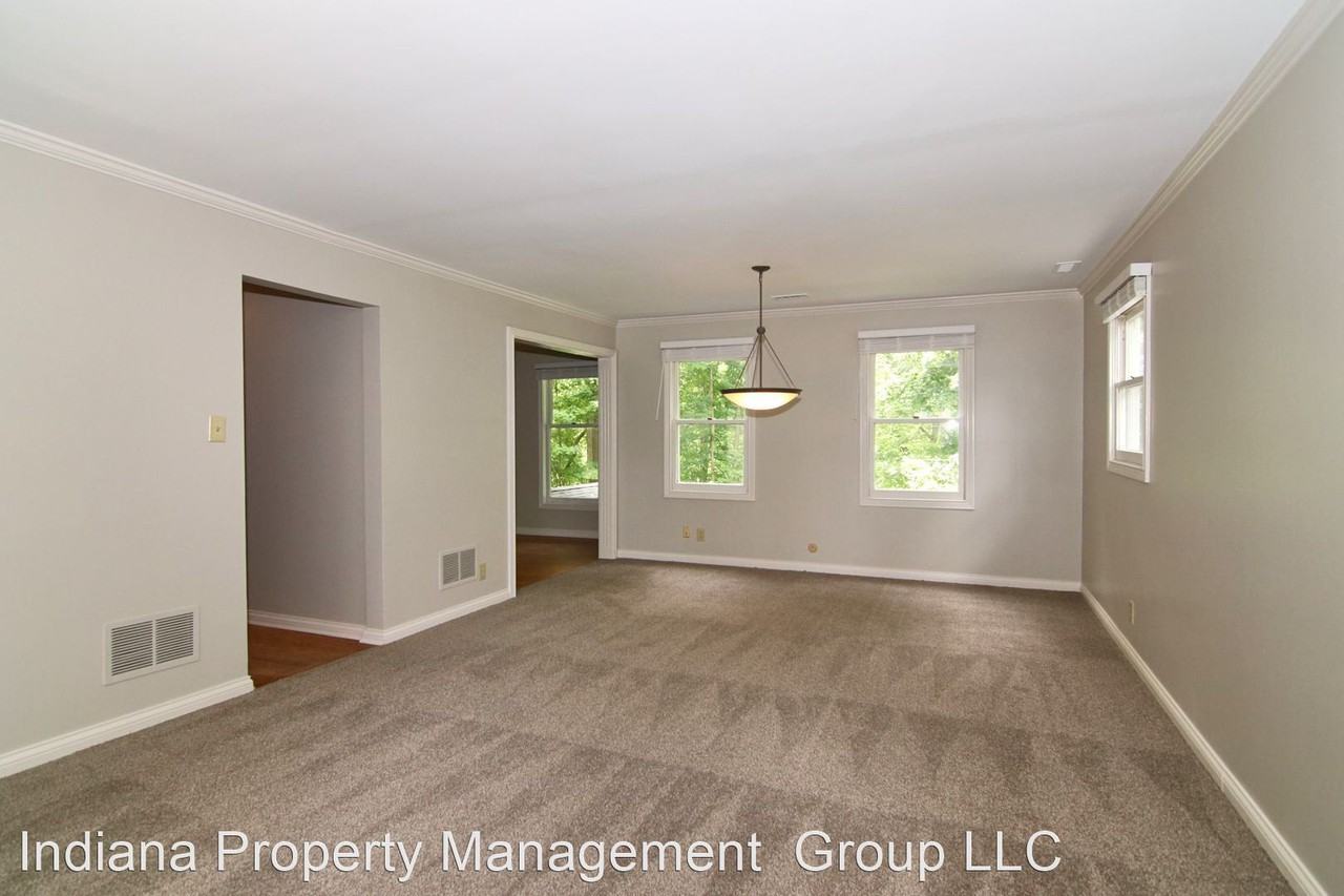 9608 Copley Dr - Photo 3 of 28