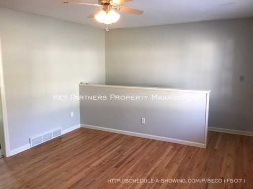 9101 W 87th Ter - Photo 3 of 10