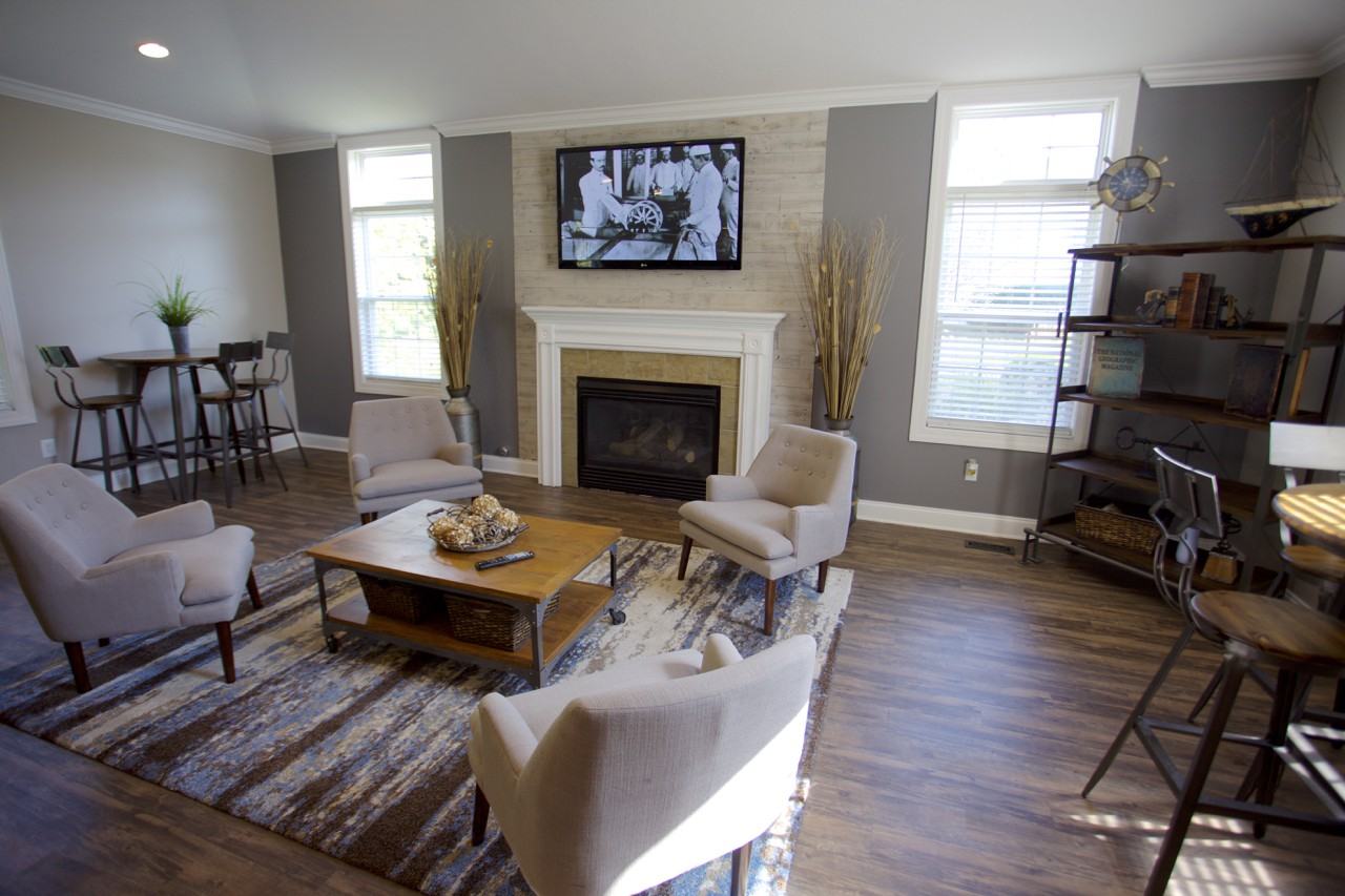 Portside Apartments - Photo 4 of 12