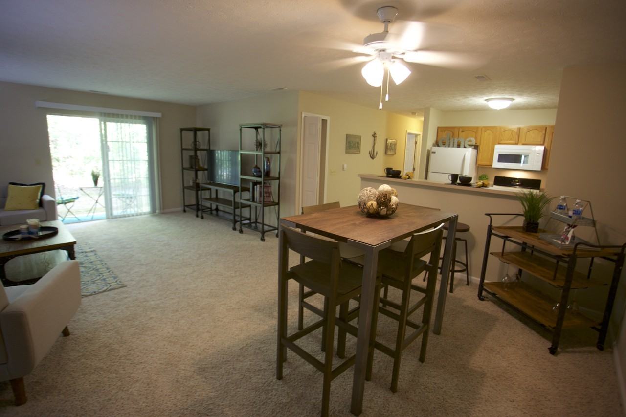 Portside Apartments - Photo 7 of 12