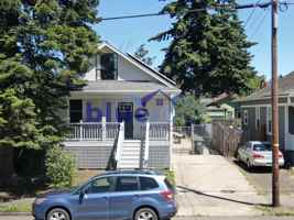 featured image of 4832 Ne 7th Ave