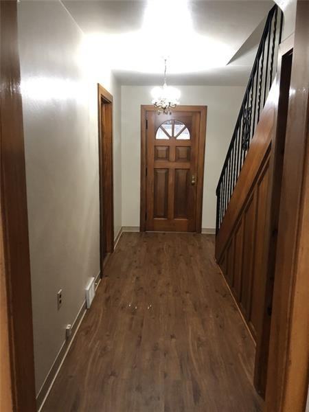 5518 Jane St - Photo 3 of 25