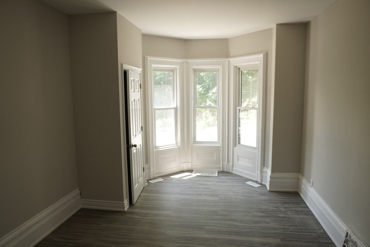Alfred Street Brantford Ontario N3s 5e6 Room For Rent For 650 Month Zumper