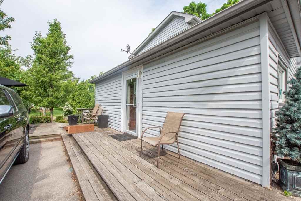 4474 Lakeside Drive - Photo 3 of 20