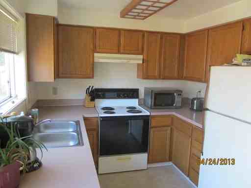 5913 A St - Photo 2 of 5