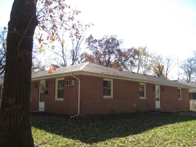 202 N East St - Photo 2 of 7