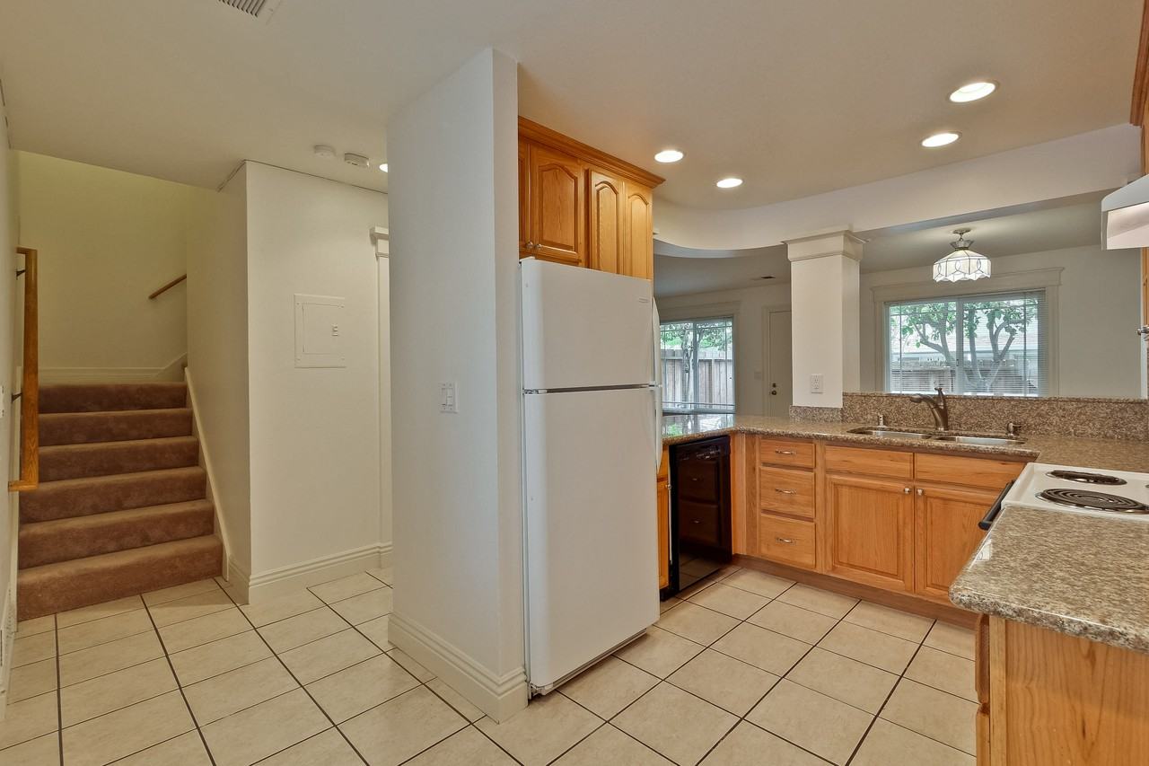 4856 Vesca Way - Photo 2 of 18