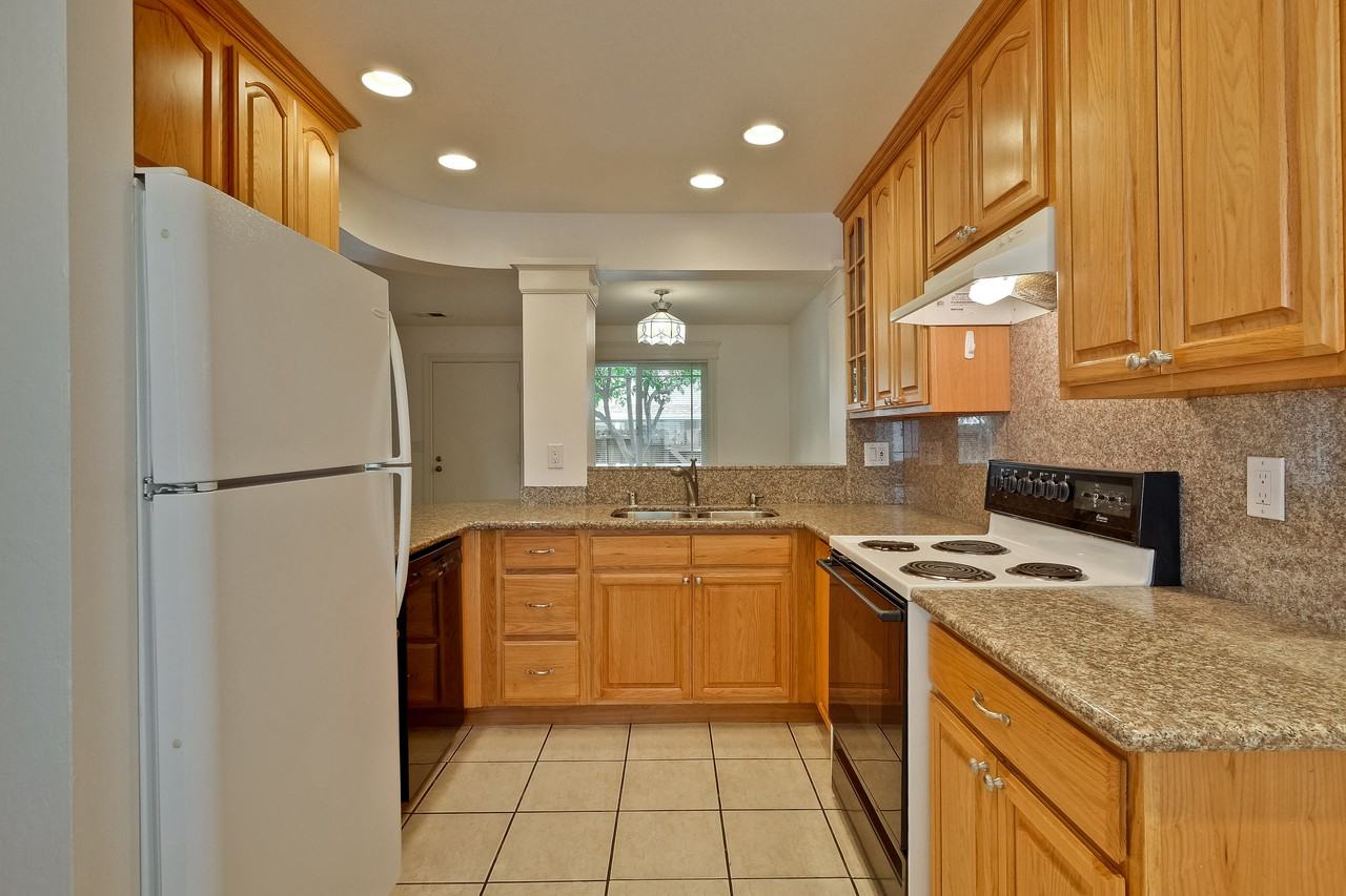 4856 Vesca Way - Photo 3 of 18