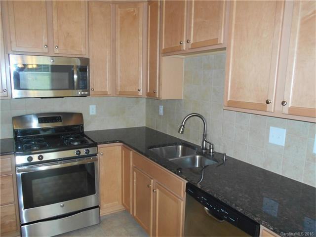 2605 Silverthorn Drive - Photo 6 of 33