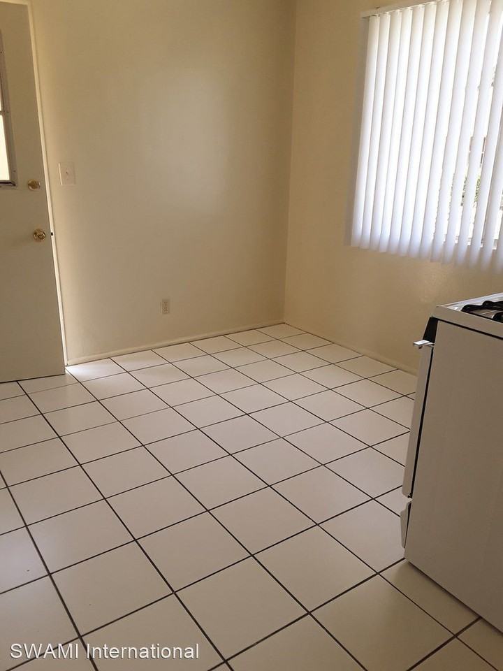 13807-13807 1/4 Lemoli Avenue - Photo 2 of 11