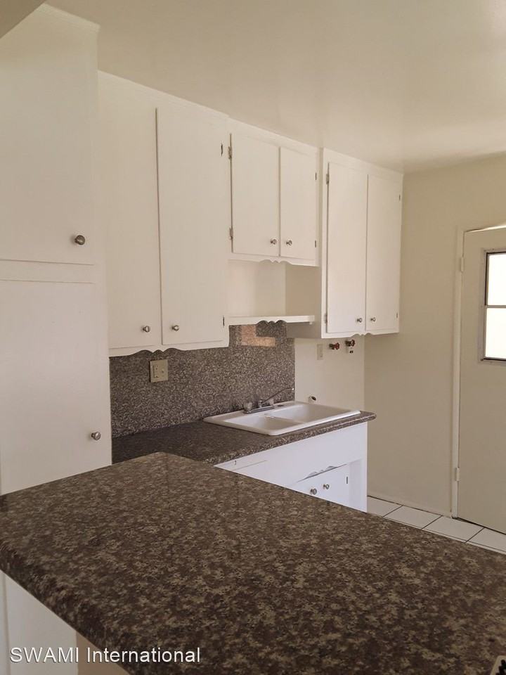 13807-13807 1/4 Lemoli Avenue - Photo 3 of 11