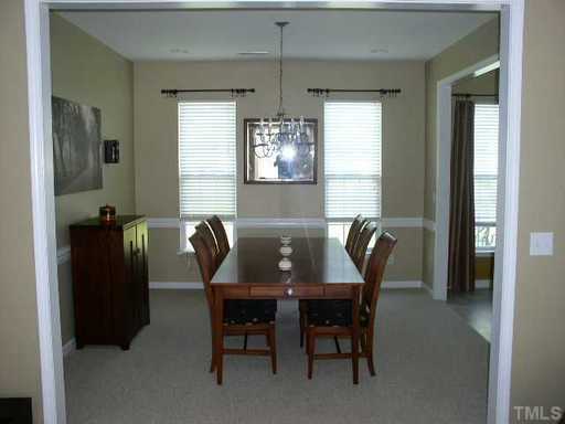 3801 Stovall Dr - Photo 3 of 10
