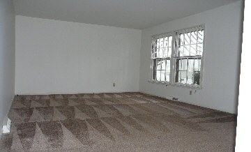 2507 Four Seasons Blvd - Photo 2 of 7