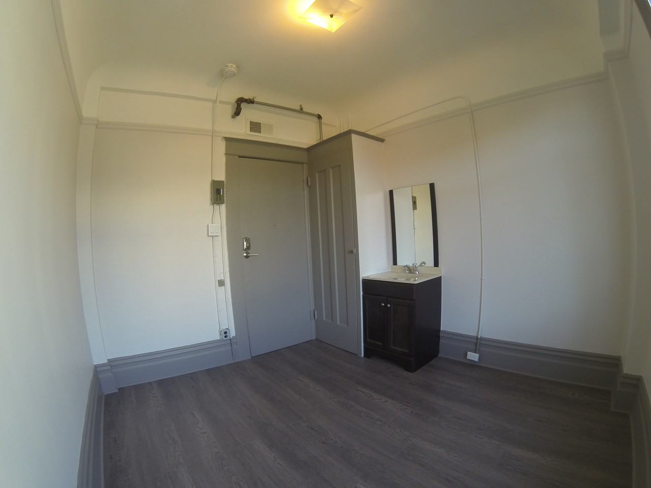 371 Broadway St #213 - Photo 3 of 3