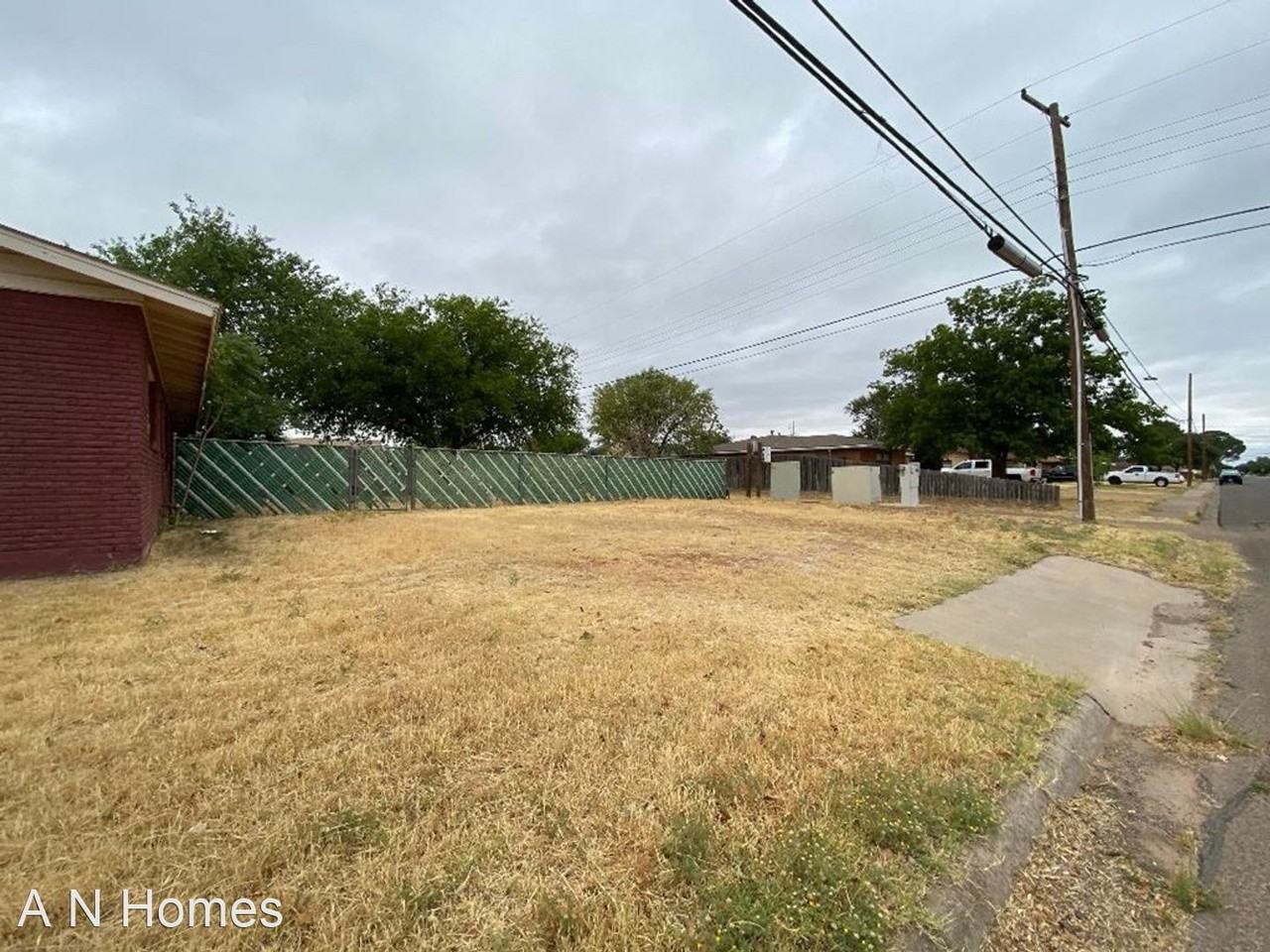 3400 Baumann Ave - Photo 3 of 18