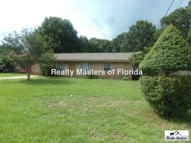 554 E Johnson Ave - Photo 2 of 15