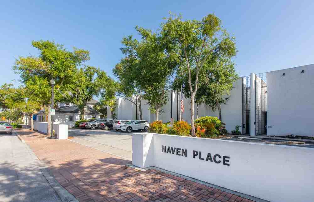 517 Avenue B Nw #Nw - Photo 2 of 18