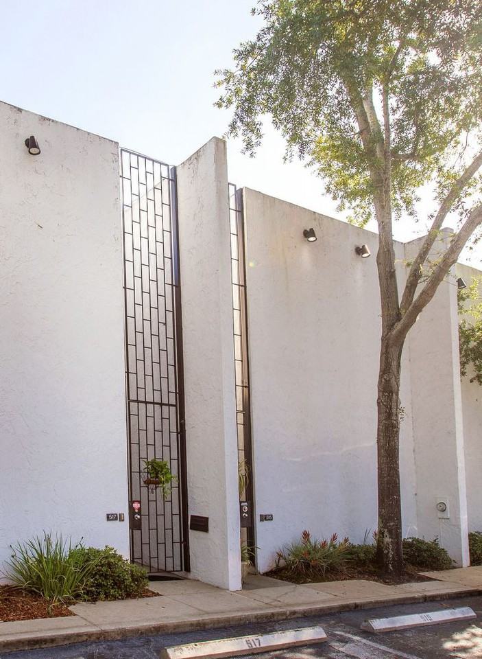 517 Avenue B Nw #Nw - Photo 3 of 18