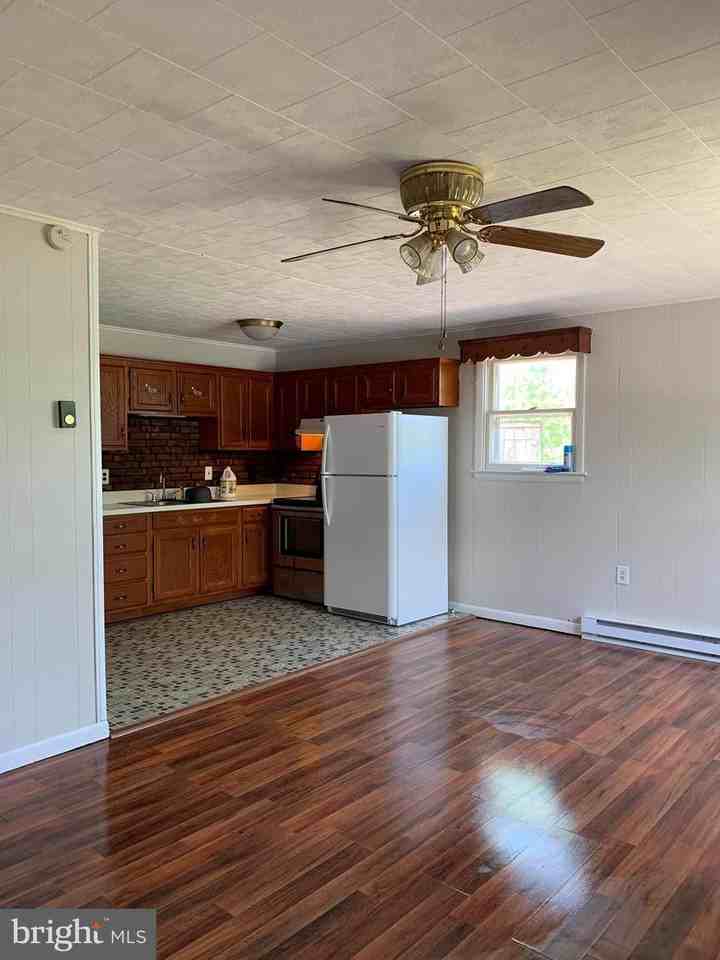 331 N Seton Ave - Photo 3 of 26