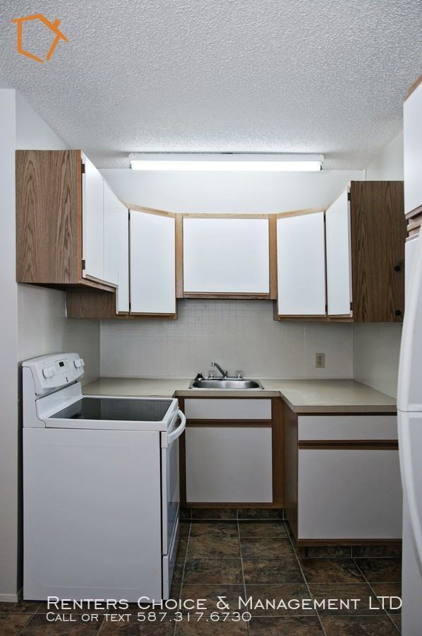 1823 8b-1823 11 St #1823 11 St - Photo 3 of 14