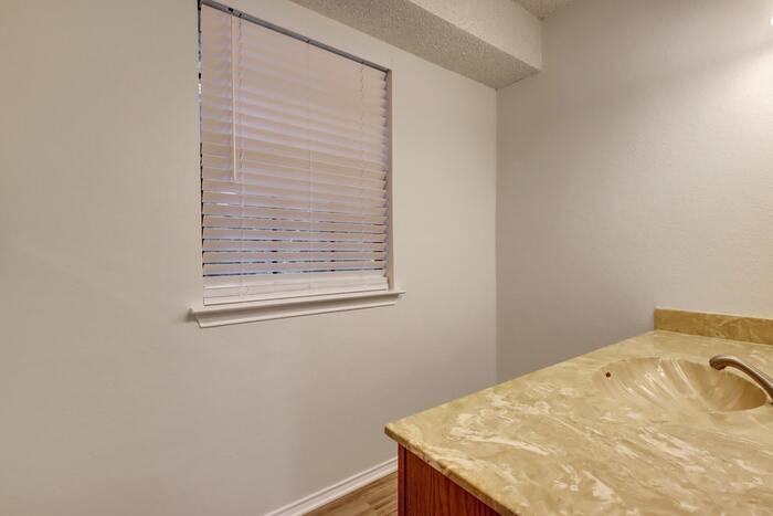 12214 Antoinette Pl - Photo 3 of 29