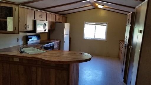 33710 Maude Ln - Photo 3 of 18