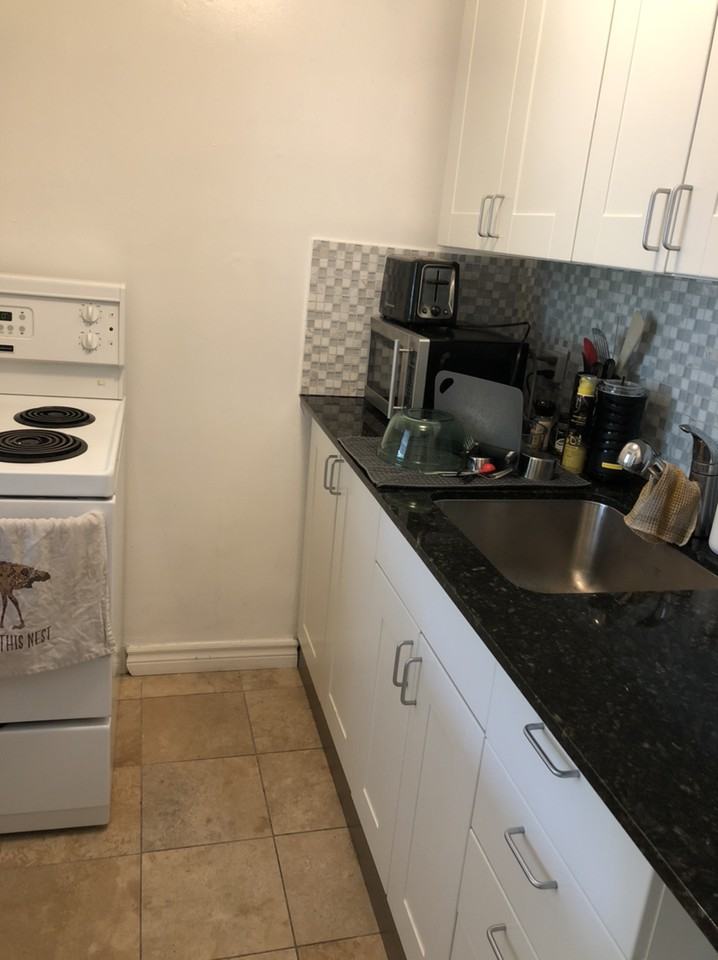 50 Oxton Ave - Photo 3 of 4