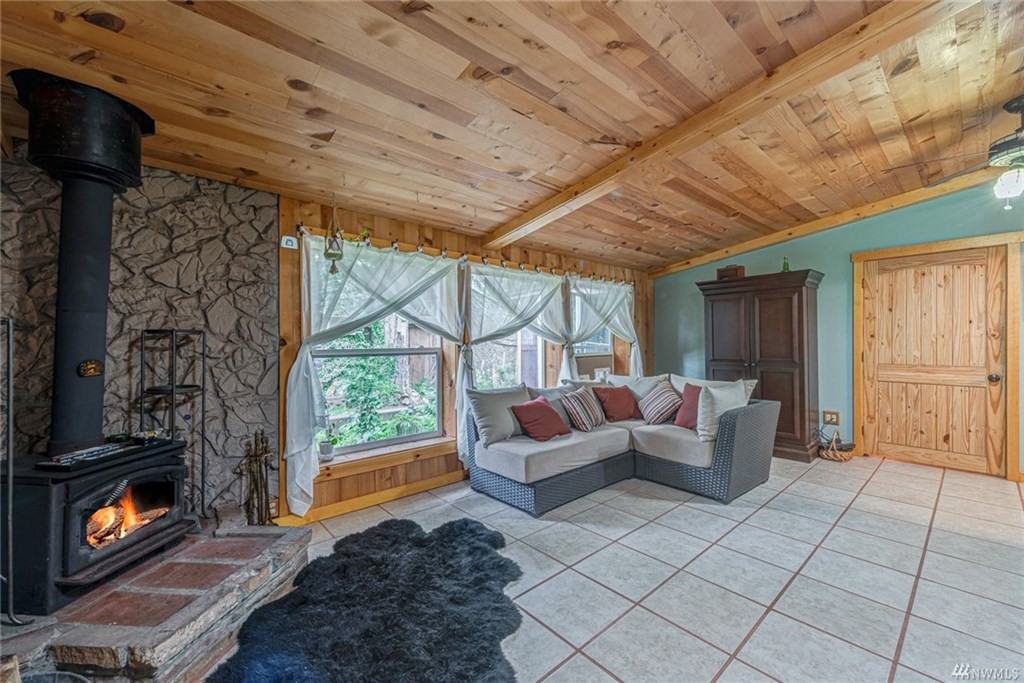 5902 236th St Sw - Photo 3 of 20