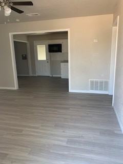 205 Waverly Dr - Photo 2 of 18