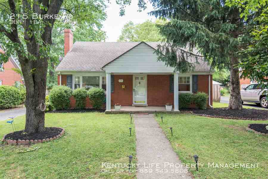 215 Burke Rd - Photo 3 of 33