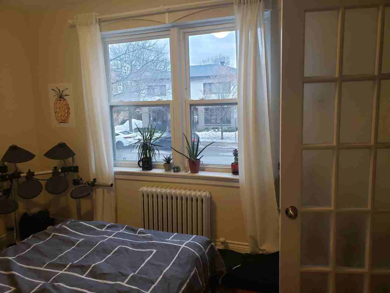 275 Friel Street - Photo 2 of 7