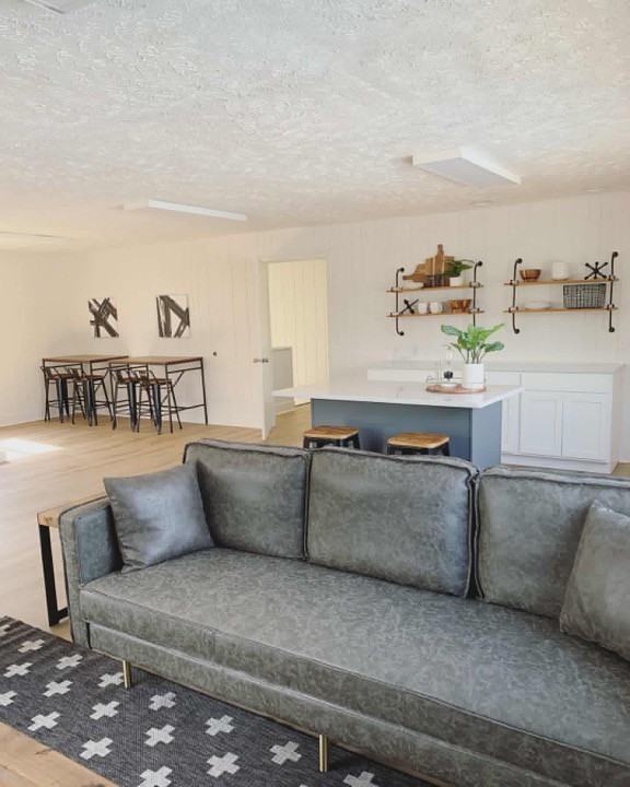 Old Mill Apartments - Photo 6 of 19