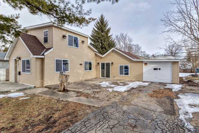 317 Fairlawn Dr - Photo 2 of 20