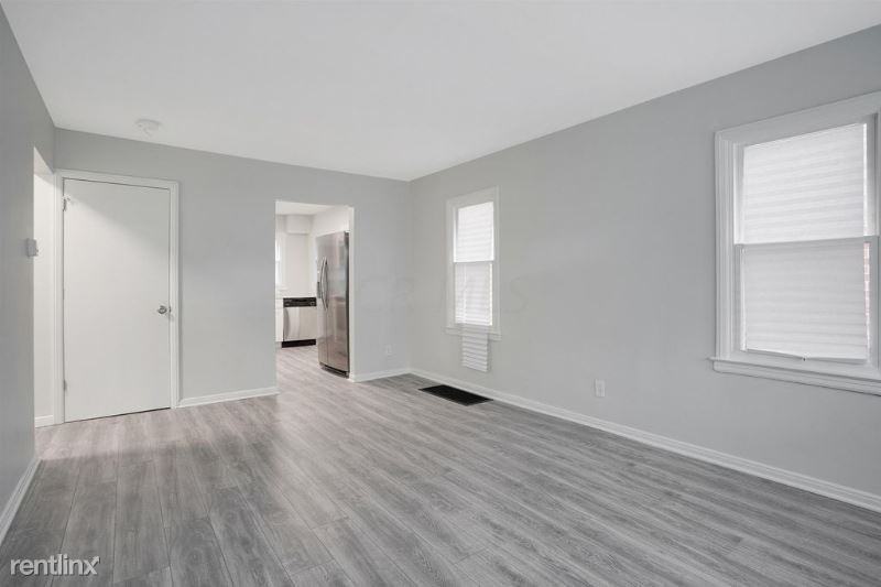 321 S Hague Ave - Photo 2 of 14