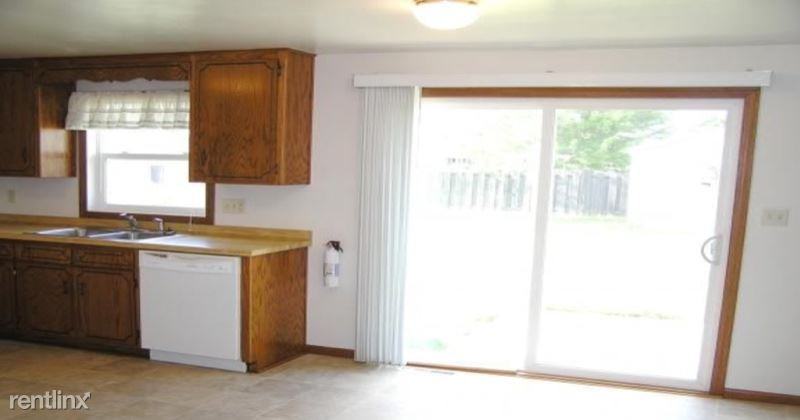 1132 Scheuring Rd - Photo 3 of 11
