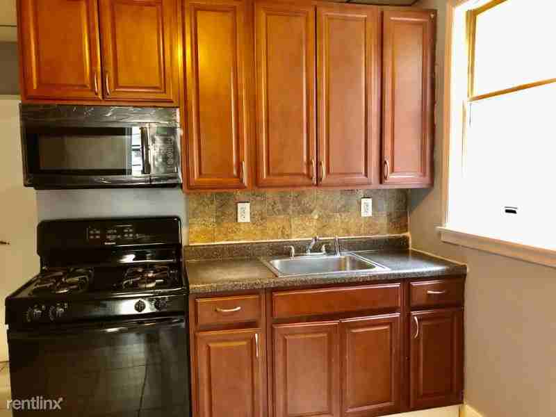 90 W24th St Bayonne 1q