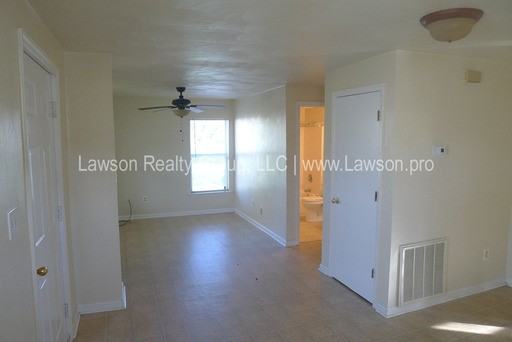 702 Gilmer Ave NW - Photo 2 of 13