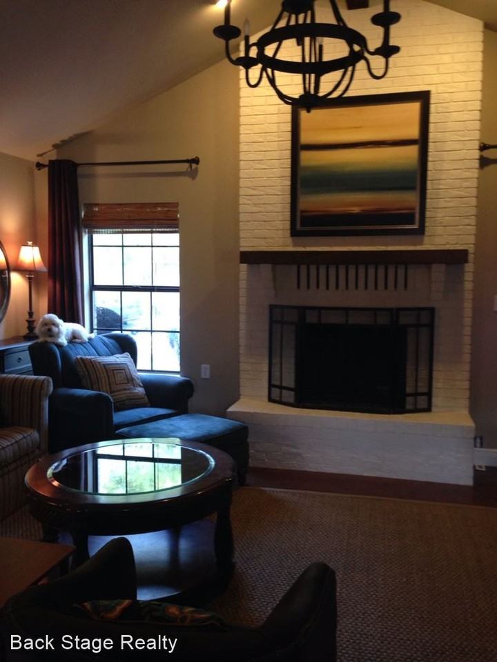 610 Saint Martin Cv - Photo 2 of 24